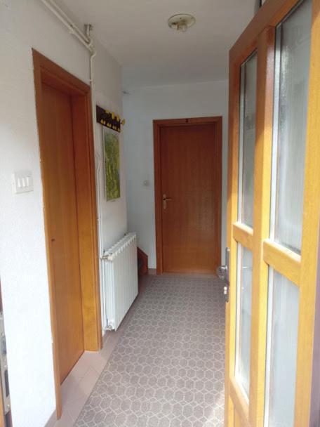 Guesthouse Marton Jezerce Luaran gambar