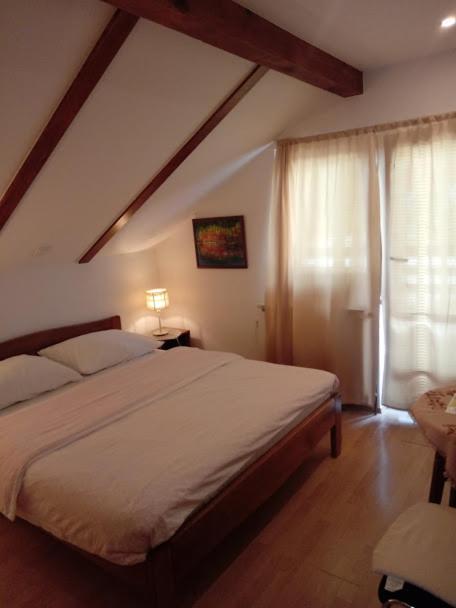 Guesthouse Marton Jezerce Luaran gambar