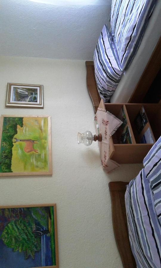 Guesthouse Marton Jezerce Bilik gambar